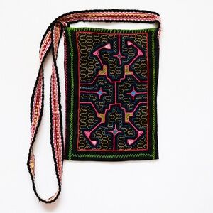 New - Hand embroidered purse from Panama